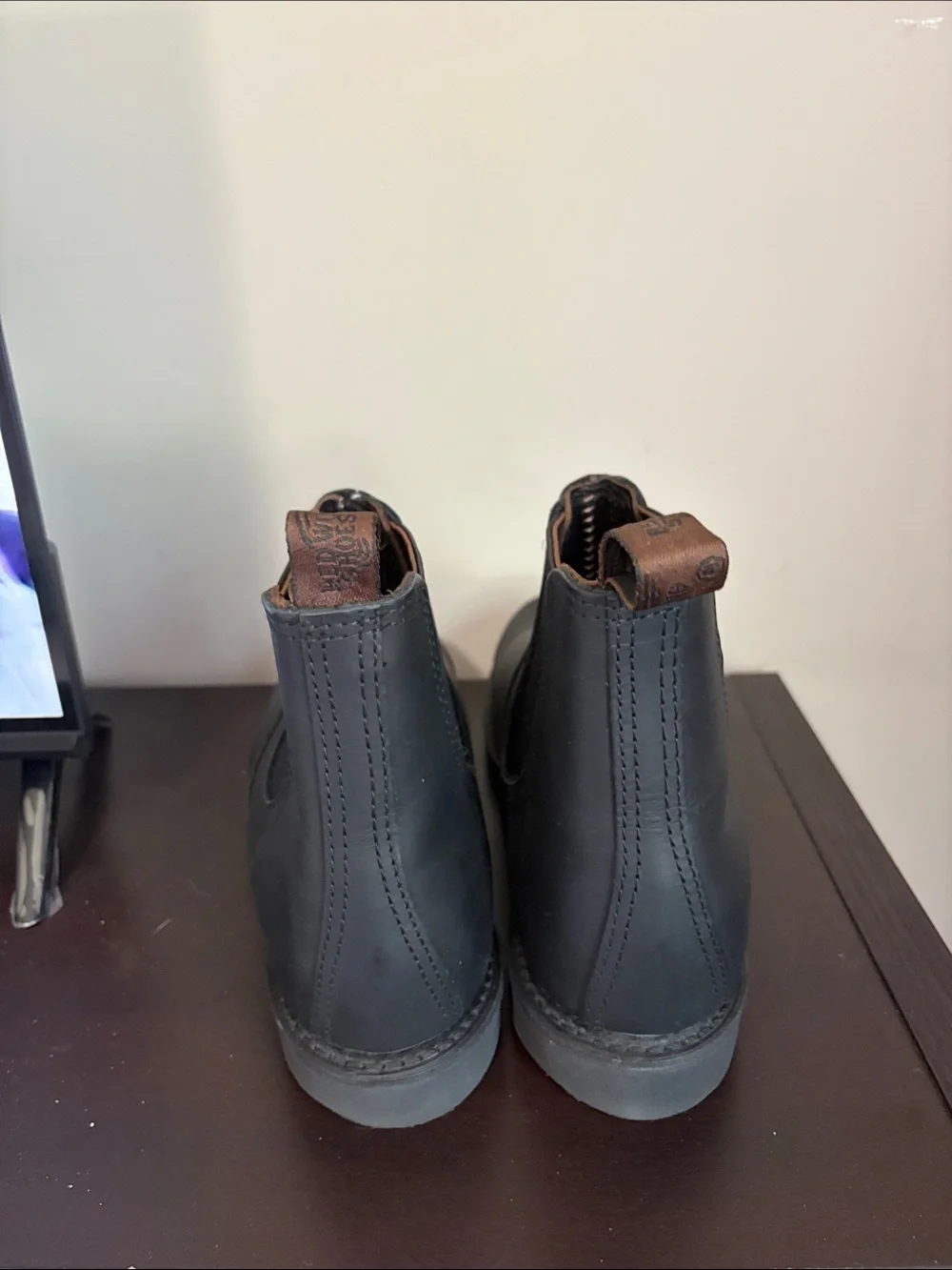 Red Wing Shoes Black CLASSIC CHELSEA Boot Mens 6 in Black Harness Leather 10 NEW